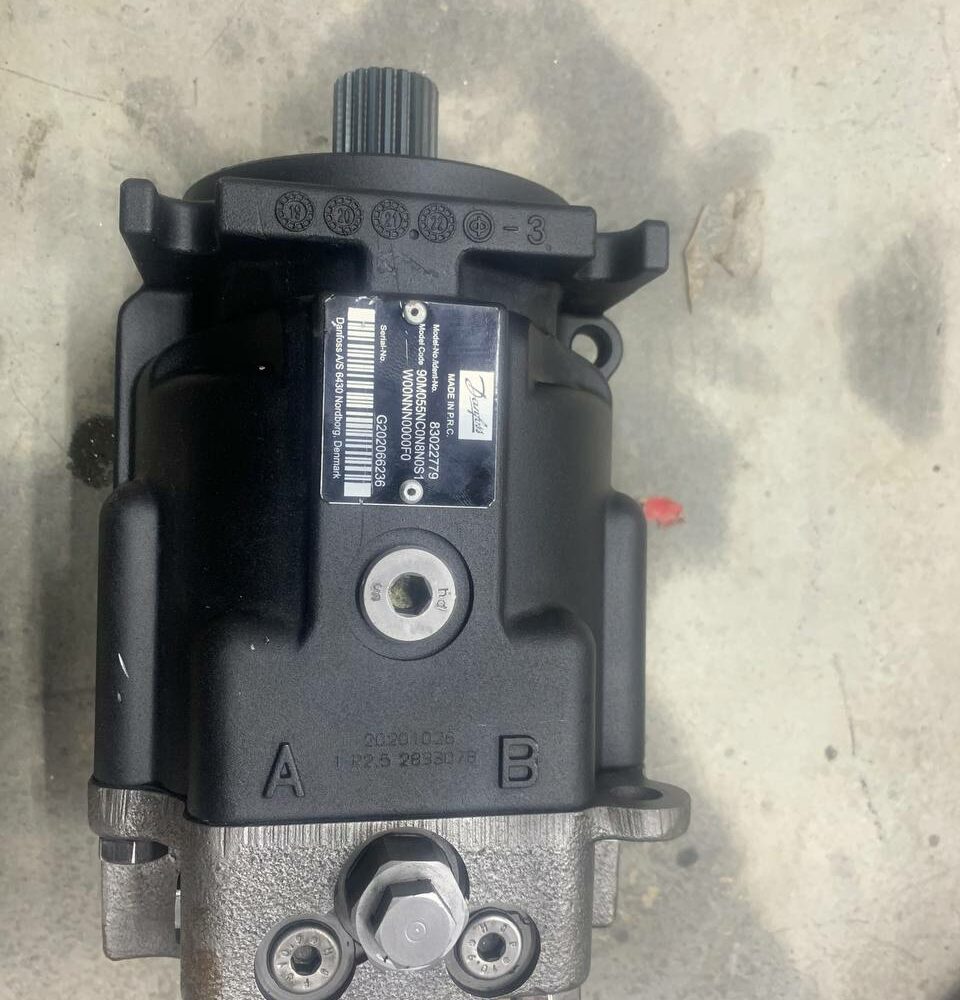 90m055nc0n8n0s1w00nnn гидромотор sauer danfoss